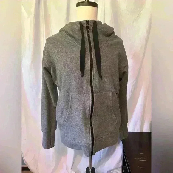 Fabletics Women’s Grey Hoodie. Size Small. Adjustable Waist. Thumb Holes. Zip Up - Picture 1 of 8